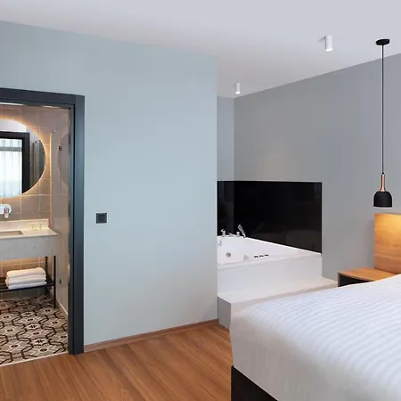 By Marriott Atasehir 4* Istanbul