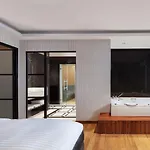 Hotel By Marriott Atasehir