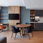 Hotel By Marriott Atasehir 4*