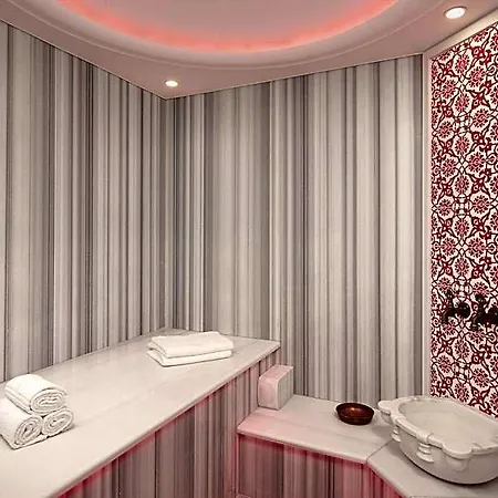 By Marriott Atasehir 4*