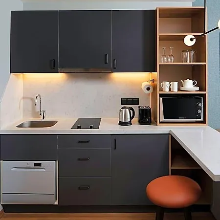 By Marriott Atasehir Hotel 4*