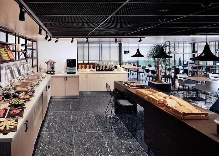 By Marriott Atasehir Hotel