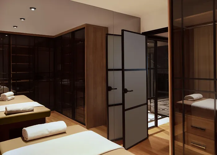 By Marriott Atasehir Hotel