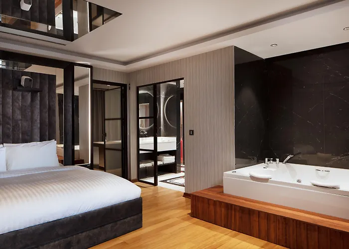 By Marriott Atasehir 4*