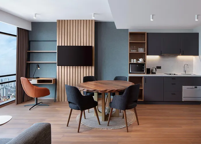 Hotel By Marriott Atasehir